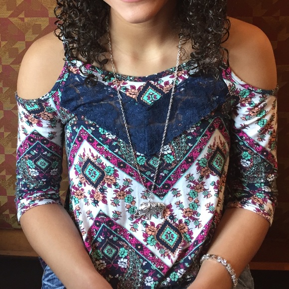 Rue21 Off-the-Shoulder Top - Picture 1 of 5